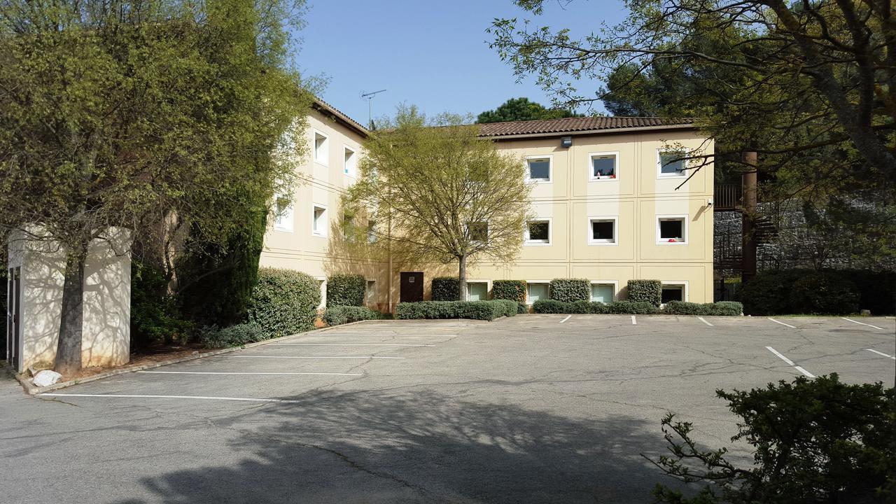 Hotelf1 Aix En Provence Sainte Victoire Meyreuil Exterior foto